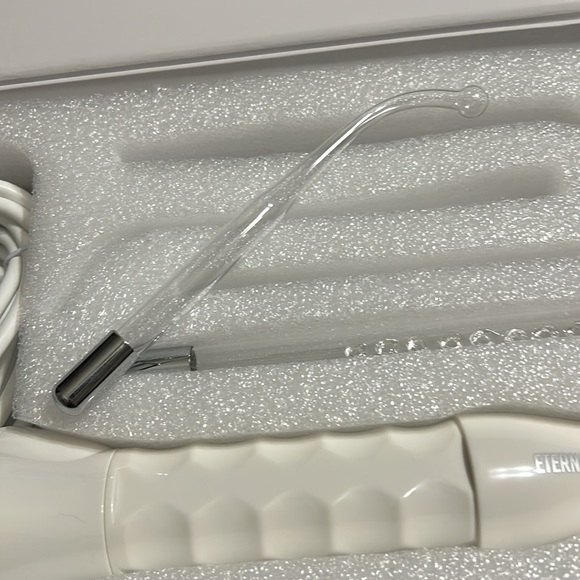 Eternal Clear High Frequency Therapy Kit - Picture 4 of 9